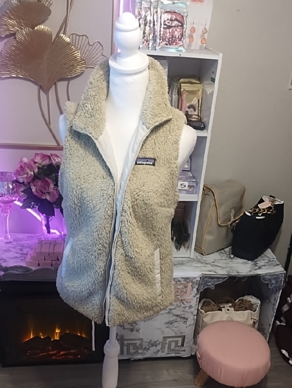 Patagonia Cream Sherpa Fleece Vest - Soft Beige